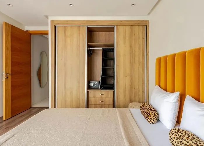 Atlantic Suite View 1